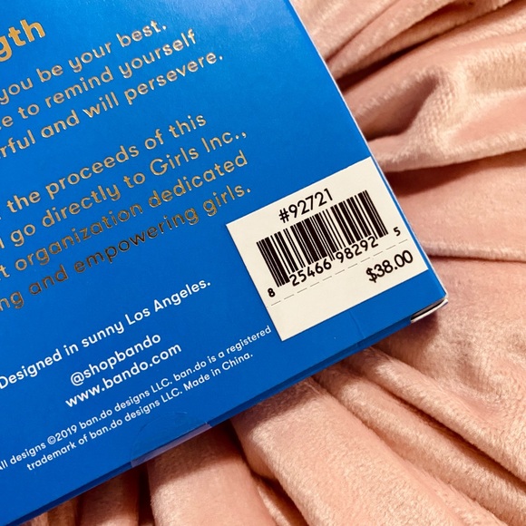 ✨ban.do Strength Necklace✨ - Picture 3 of 4